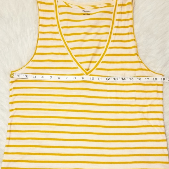 MADEWELL Whisper Cotton V-Neck Pocket Tank - Picture 8 of 8